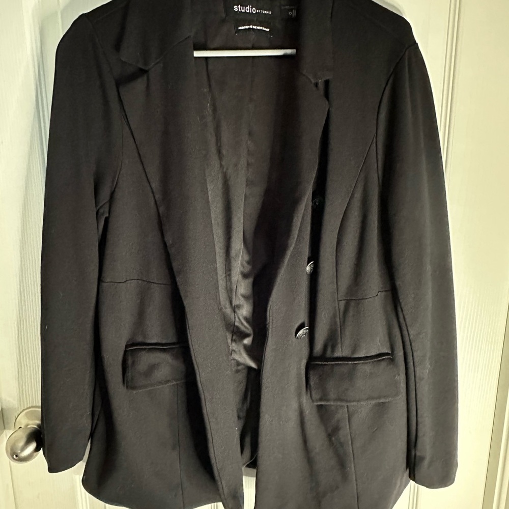 Torrid Women's Classic Black Blazer